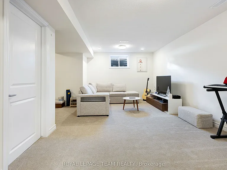 224 Turnbuckle Cres — Photo 26
