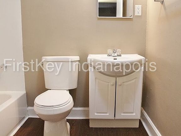 5th image of 2052 New Haven Dr