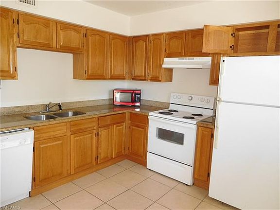 3rd image of 4777 Orange Grove Blvd APT 8