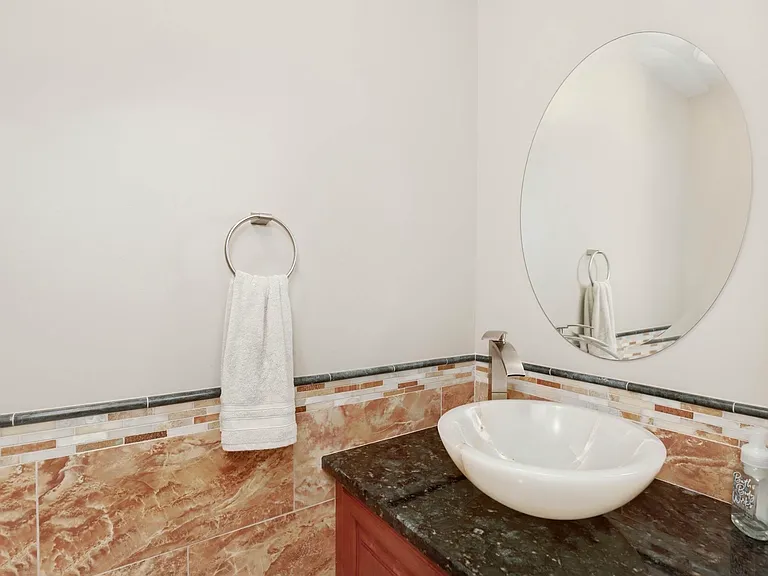 9765 High Water Ct — Photo 10