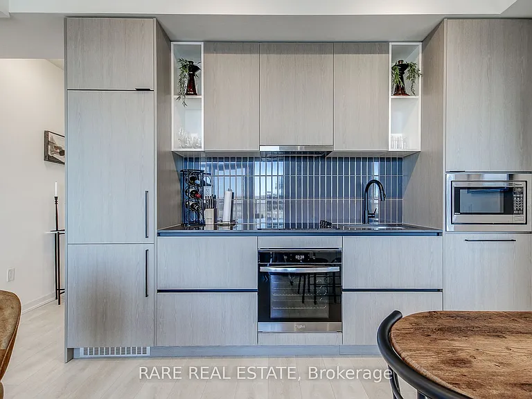 1285 Dupont St #1305 — Photo 7