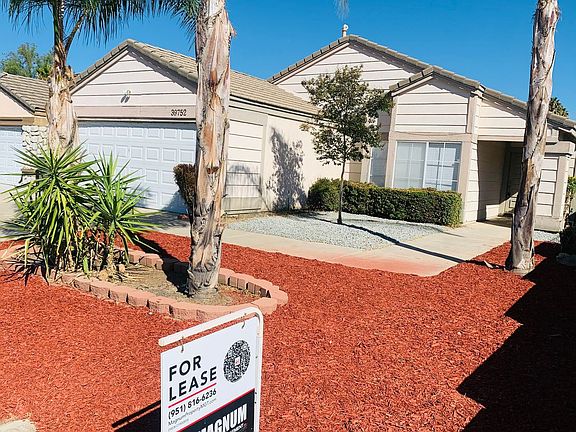 3rd image of 39752 Sunrose Dr
