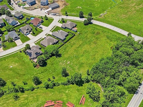 2nd image of Tuscany Pkwy