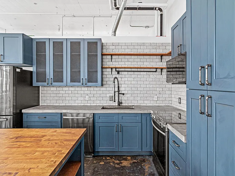 500 Robert St #401 — Photo 11
