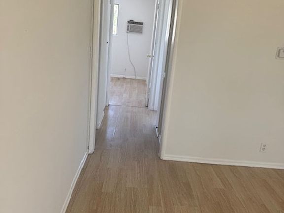 5th image of 17713 Kingsbury St APT 11