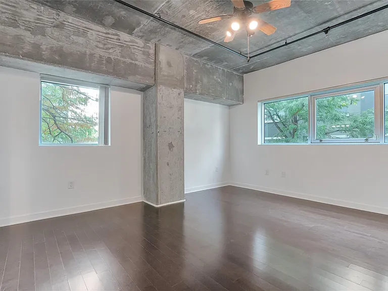 2000 Bagby St #2401 — Photo 9