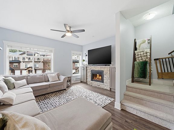 3rd image of 2950 Lefeuvre Rd #29