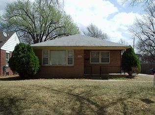 646 S Bluff Ave, Wichita, KS 67218
