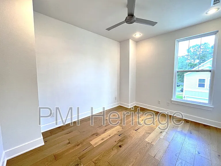 1372 S Duncan Ave — Photo 17