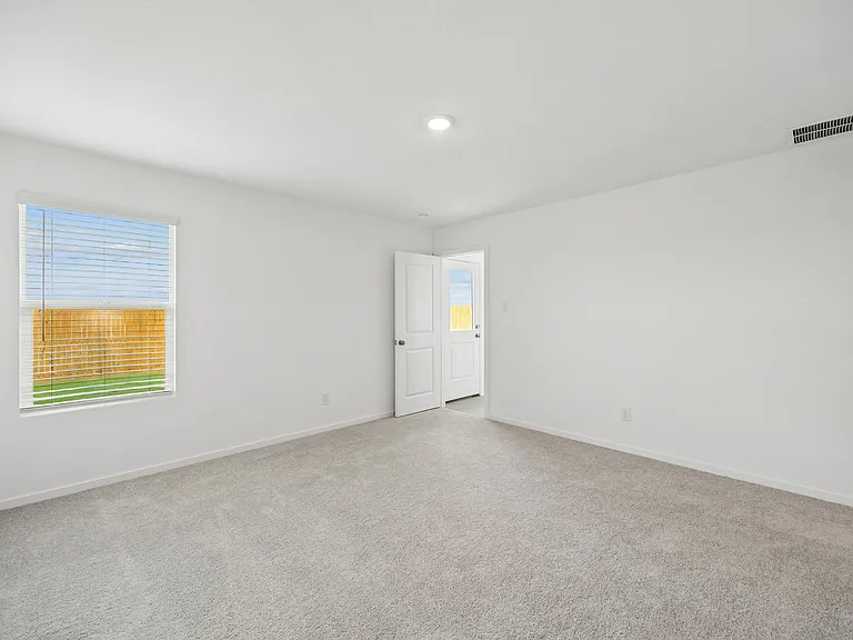 3112 Lynmar Ln — Photo 12