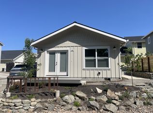 261 Talent Avenue - 301, Talent, OR 97540