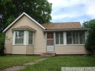 2243 4th St E, Saint Paul, MN 55110