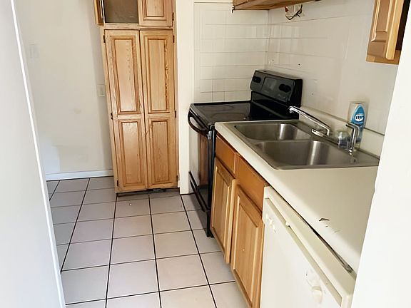 5th image of 3307 N 76th St