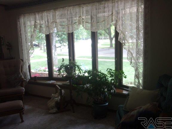 5th image of 5820 W Karen Dr