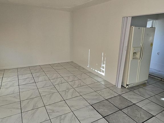 4th image of 6717 Mariposa Dr