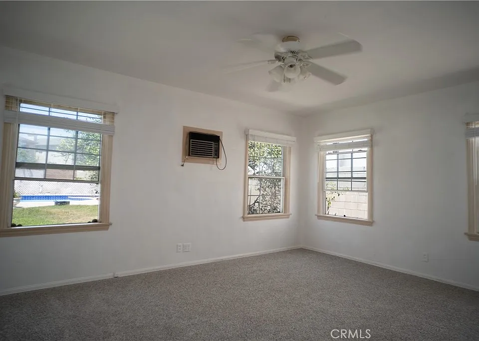 14431 Nordhoff St