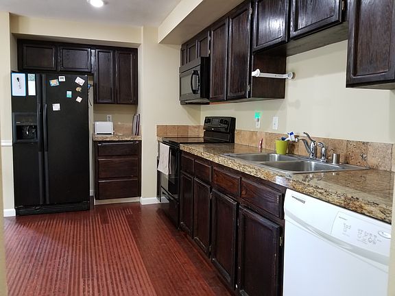 3rd image of 5311 NE 48th Ave