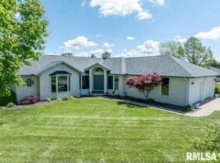 12 Old Marion Rd, West Frankfort, IL 62896