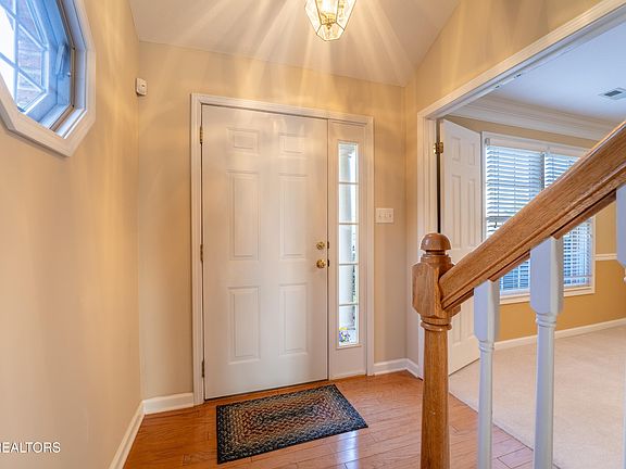 5th image of 7546 Saint Baron Way