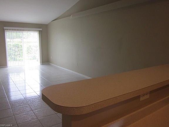 4th image of 1411 SE 8th Ave #1413