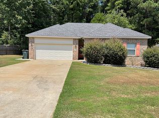 30 Ponds Edge Ln, Alexander, AR 72002