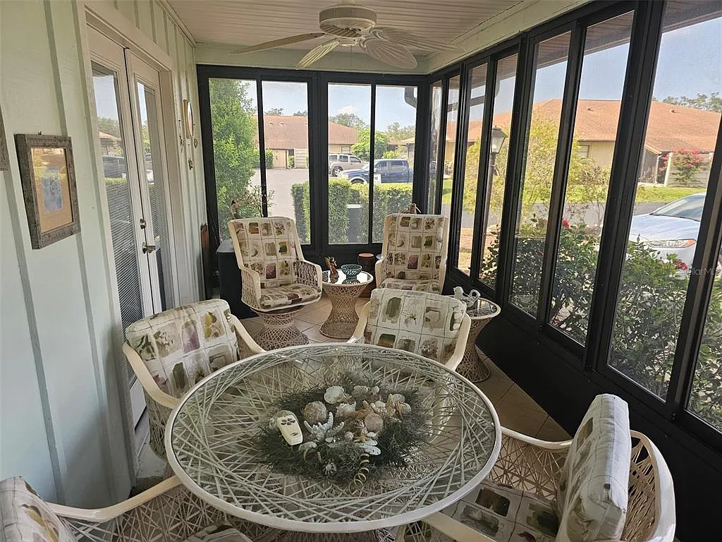 2 bed, 2.0 bath, 1044 sqft, $2,800 — Photo 4