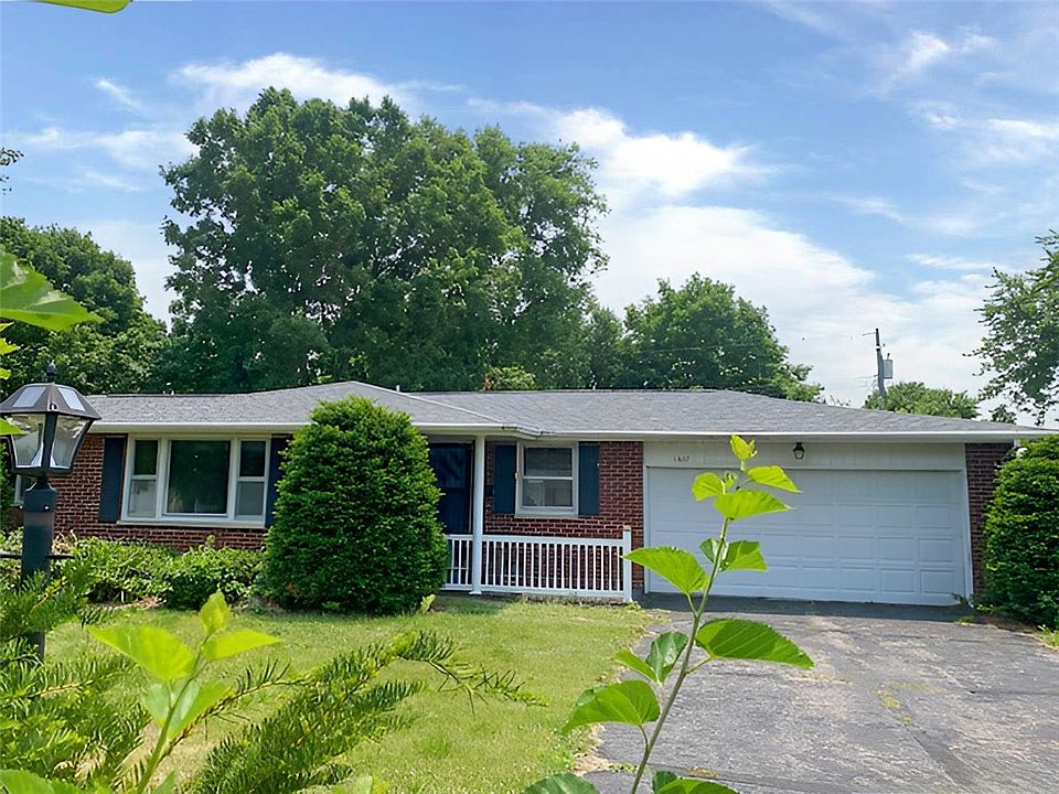 1617 Annis Ave, Mattoon, IL 61938 Zillow