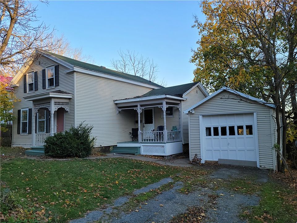 22 Bear St, Lyons, NY 14489 Zillow