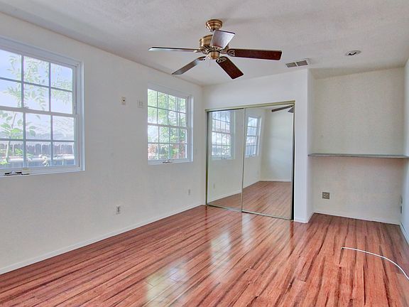 5th image of 431 E Janice St