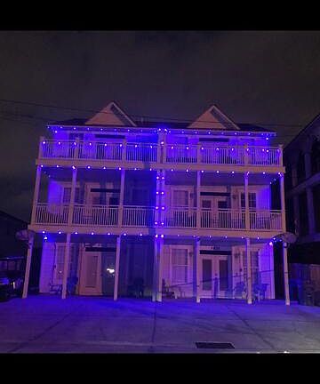 4th image of 5910 Beach Dr