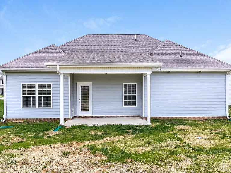 708 Mitscher Dr — Photo 17
