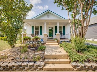 817 N Roan St, Elizabethton, TN 37643
