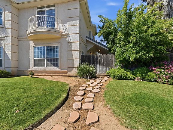 5th image of 2273 McCaffrey Ln