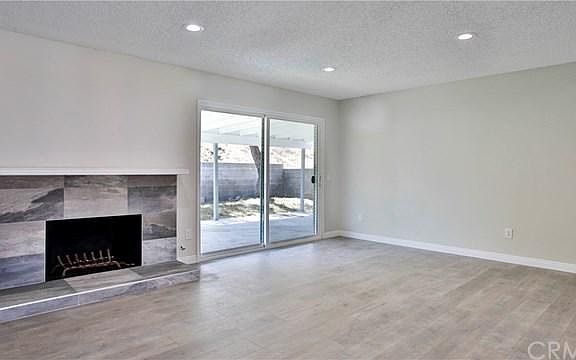 3rd image of 3171 Dumbarton Ave