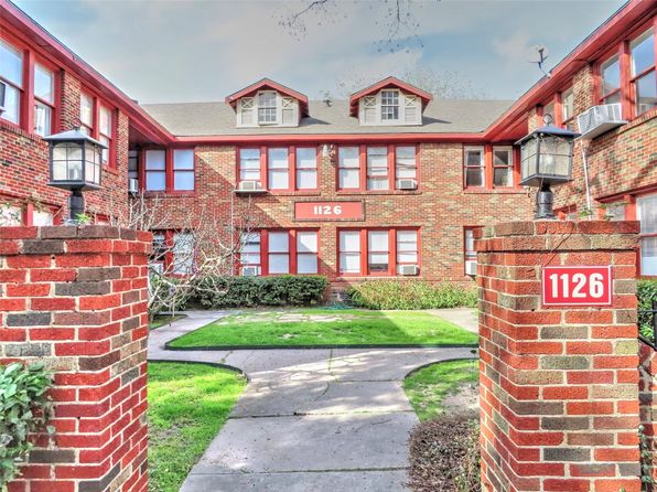 1126 Berthea St APT 6