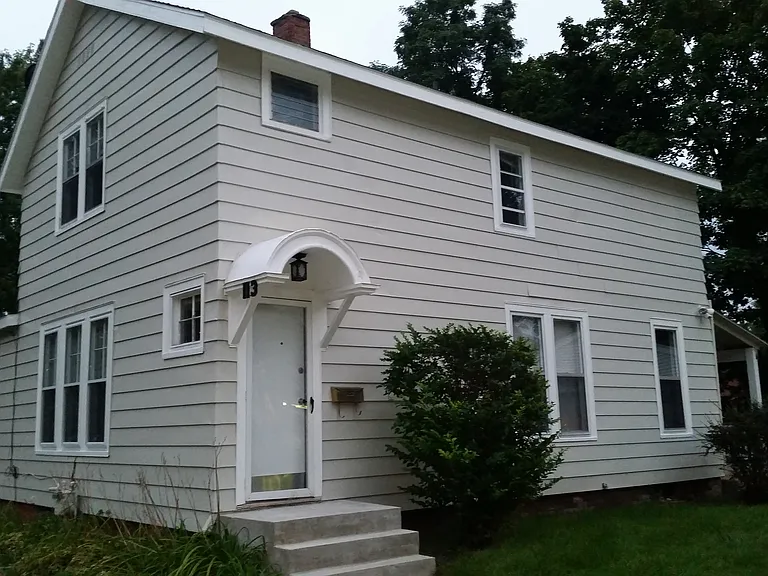 113 Woodward St — Photo 21