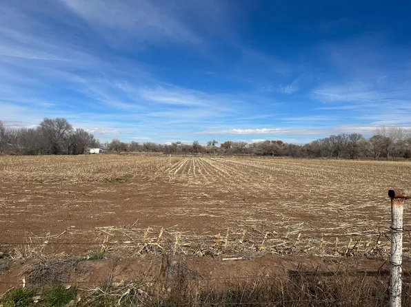 1320 Cinder Ln, Los Lunas, NM 87031