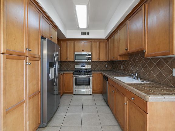5th image of 2335 S Bentley Ave APT 205