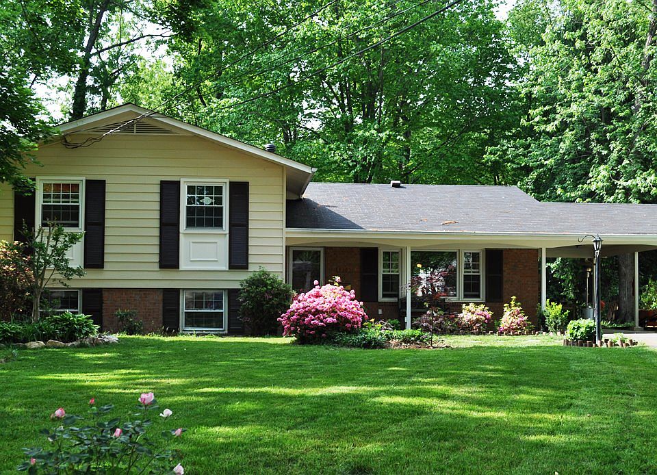 1st image of 9305 Swinburne Ct
