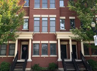 185 S Grove Ave, Elgin, IL 60120