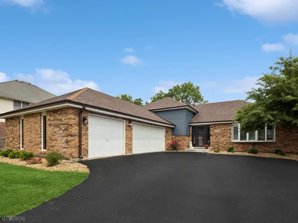 13904 W Doral Ln, Homer Glen, IL 60491