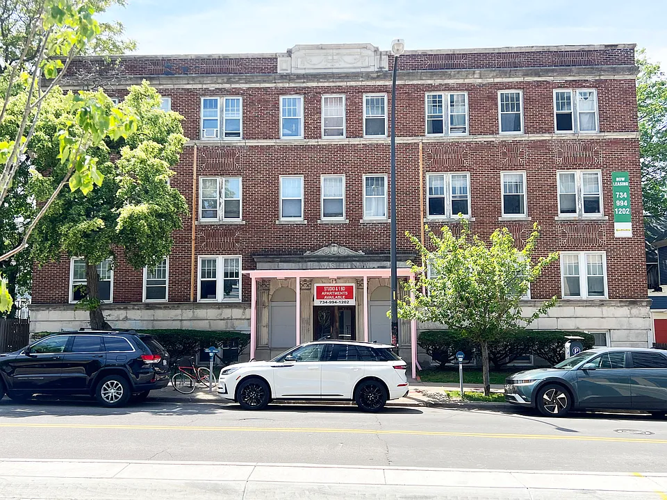 Gallatin Manor LLC
