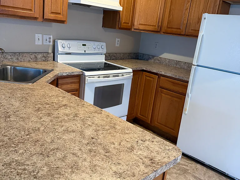 2418 W Monument St #18 — Photo 6