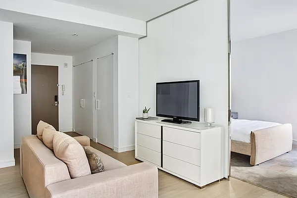 Rented by The Moinian Group | media 14