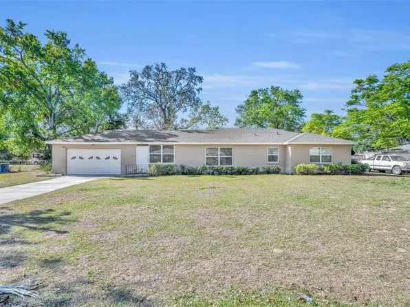 294 W Charlotte Ave, Eustis, FL 32726