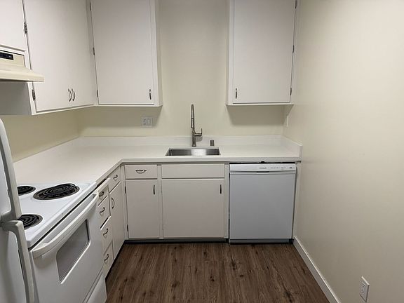2nd image of 2629 Folsom St APT 106