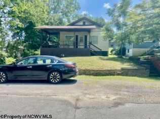 1049 Clark St, Meadowbrook, WV 26431