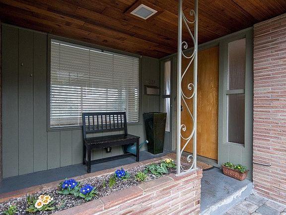 Covered Porch