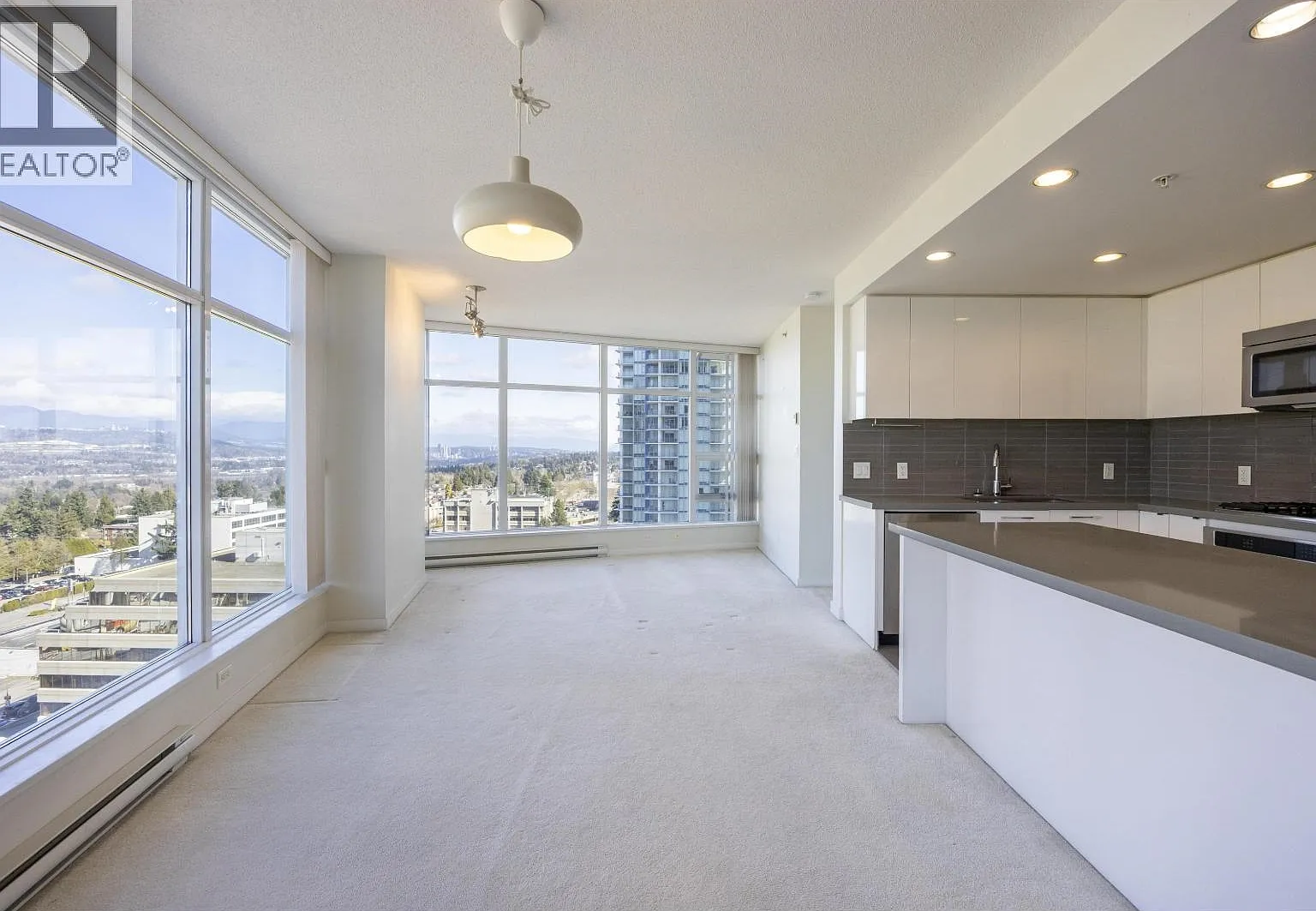 2 bed, 859 sqft, $2,680 — Photo 1