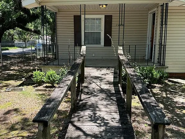 1251 Bascombe St, Mobile, AL 36605